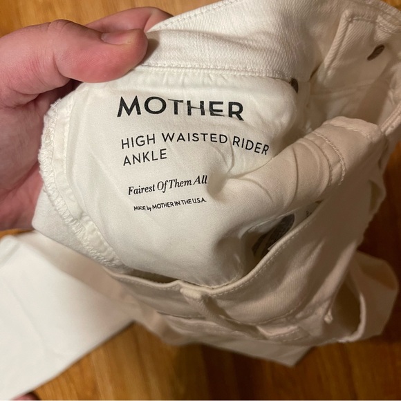 Mother High Waisted Rider Ankle Jeans in Fairest of Them All (White), Size 27 - Picture 11 of 13